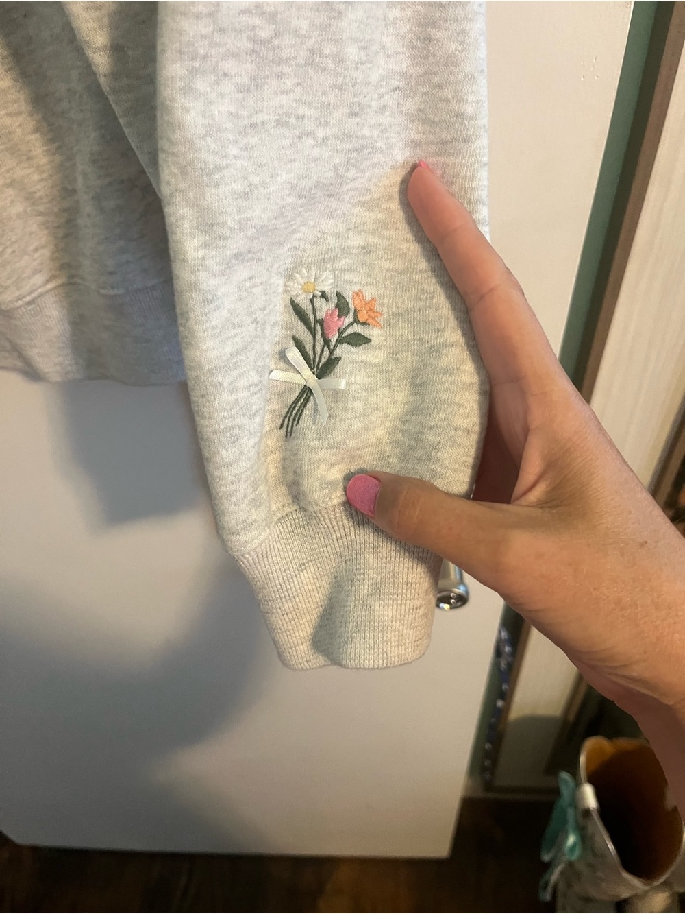 Light Gray Women’s Slouchy Sweatshirt with Pink Satin Bow along back - Picture 5 of 5